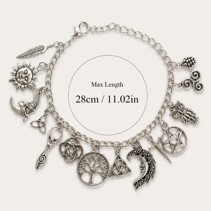 Incantevole Bracciale Vintage in Stile Stregonesco con Ciondoli