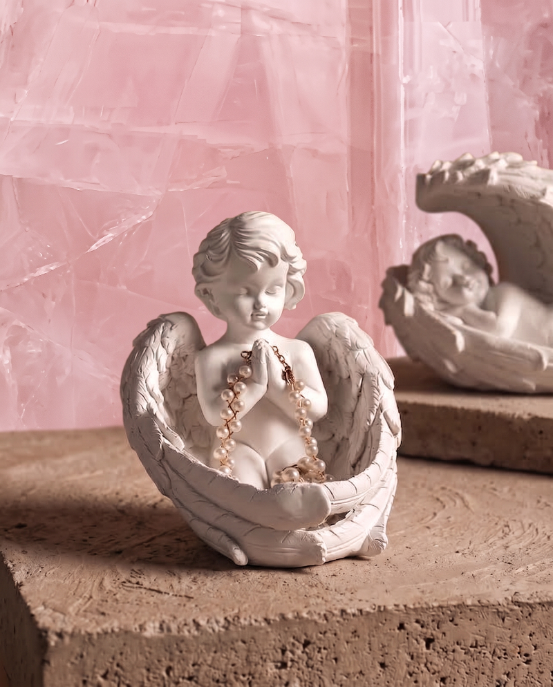 Angelo decorativo in resina – Arte ed eleganza
