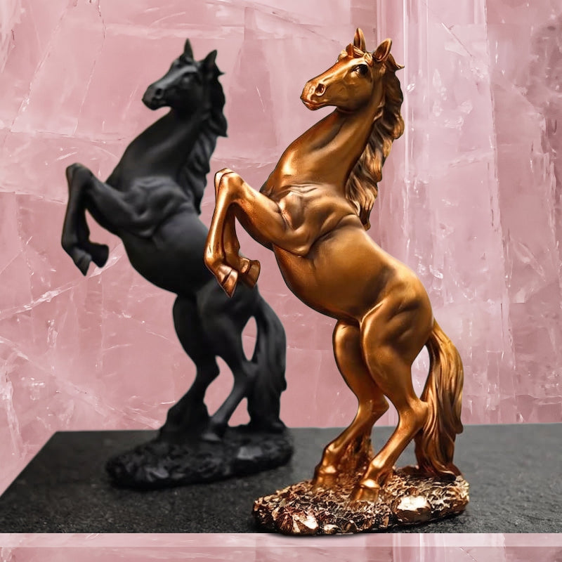 Resin Horse Statue – Artistic Decor