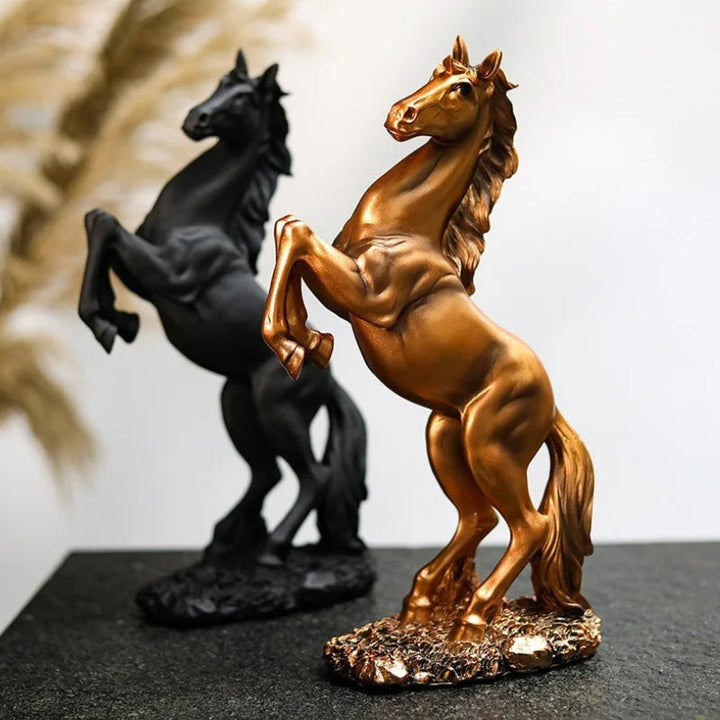 Resin Horse Statue – Artistic Decor