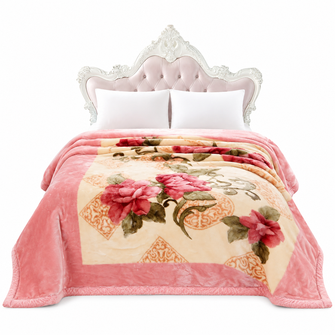 Plaid Douillet à Fleurs Roses – Confort & Style