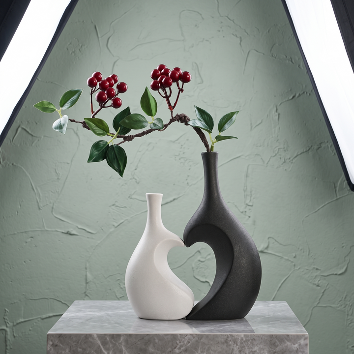 Decorative Resin Vase – Nordic Elegance