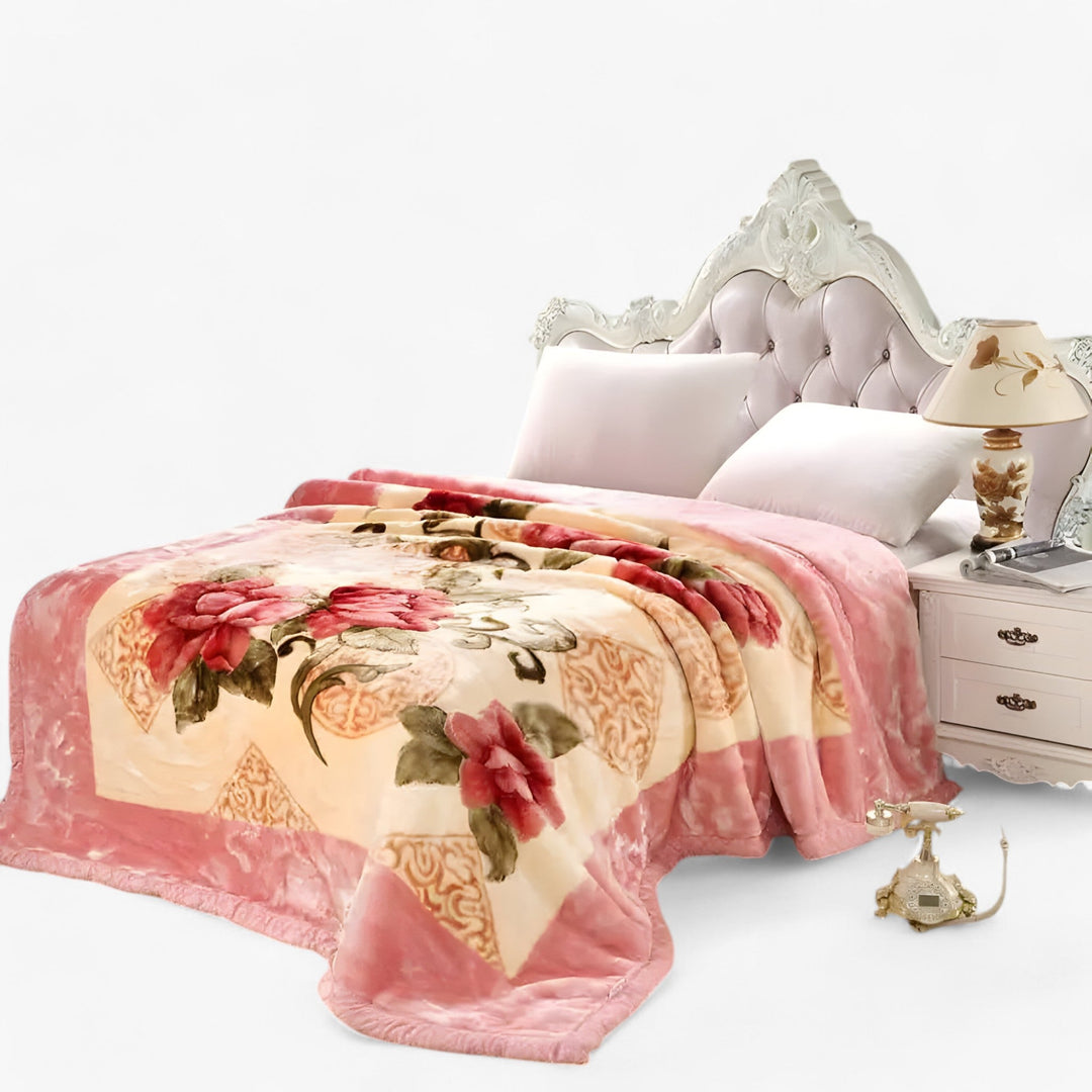 Plaid Douillet à Fleurs Roses – Confort & Style