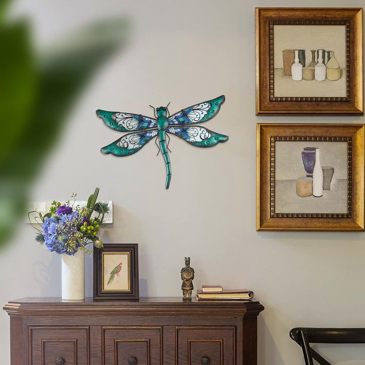 Decorazione da parete in metallo verde a forma di libellula