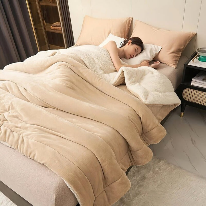 Plaid Tricoté en Microfibre – Doux, Moderne & Polyvalent